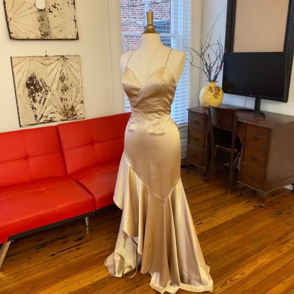 Champagne gold satin mermaid long formal‎ dress adjustable straps & low back NWT